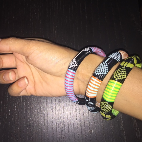 SOLD - Set of 3 Tropical Woven Bracelets - Picture 2 of 3